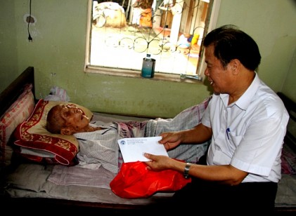 Đề án chăm sóc sức khỏe người cao tuổi - giải pháp ứng phó với già hóa dân số                                                                         