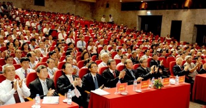 Xây dựng đội ngũ trí thức vững mạnh là trực tiếp nâng tầm trí tuệ dân tộc 